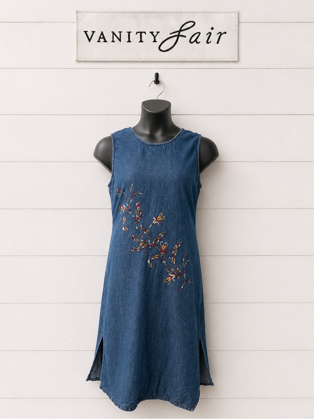 VANITY FAIR – Embroidered Denim Dress – Size 16